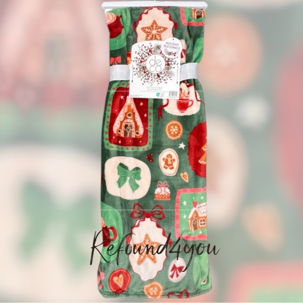 DECO - ‘Green Holiday Theme’ Plush Throw. 50“ x 70“. NWT. Firm!